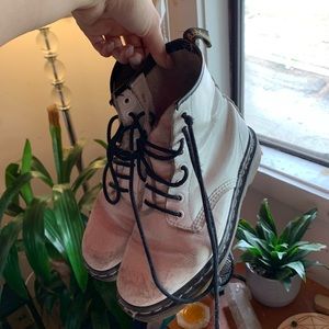 Real vintage doc martens white uk 5